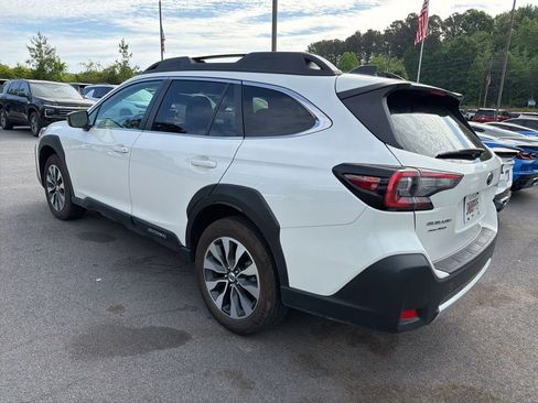 Used 2024 Subaru Outback Limited XT AWD/4WD image 11