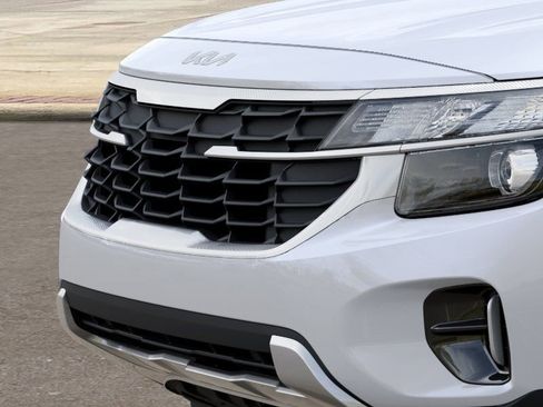 New 2026 Kia Seltos LX FWD image 14