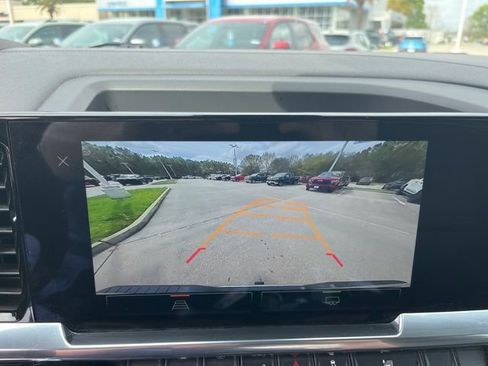 Used 2024 GMC Sierra 1500 SLT image 27