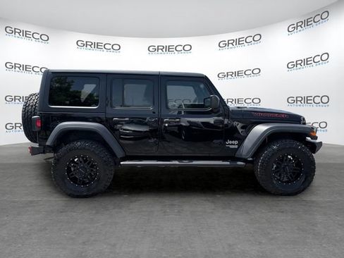 Used 2018 Jeep Wrangler Unlimited Sport S AWD/4WD image 8
