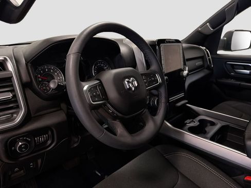 Used 2025 RAM 1500 Big Horn AWD/4WD image 11