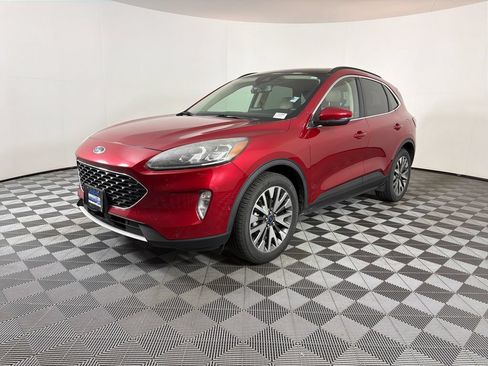 Used 2020 Ford Escape Titanium AWD/4WD image 7