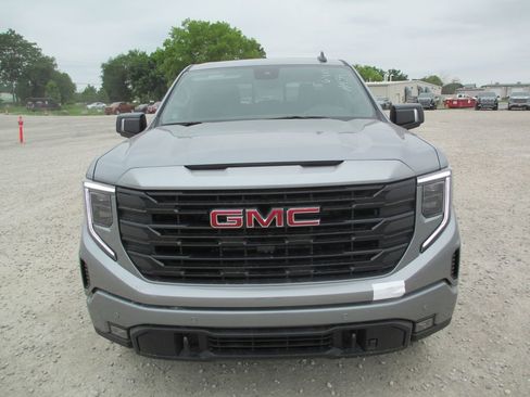New 2026 GMC Sierra 1500 Elevation w/ Elevation Premium Package AWD/4WD image 11