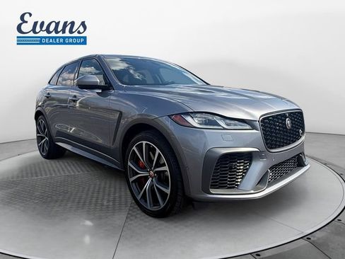 Used 2022 Jaguar F-PACE SVR AWD/4WD image 10