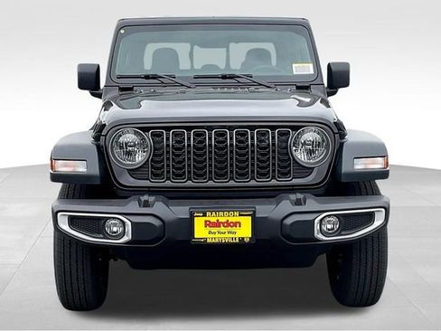 New 2025 Jeep Gladiator Sport image 12