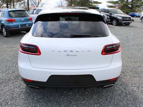 Used 2017 Porsche Macan AWD/4WD image 8