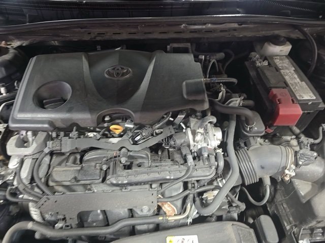 Used 2021 Toyota Camry XLE AWD/4WD image 18