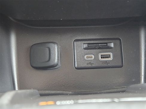 Used 2020 GMC Acadia Denali w/ Technology Package image 22