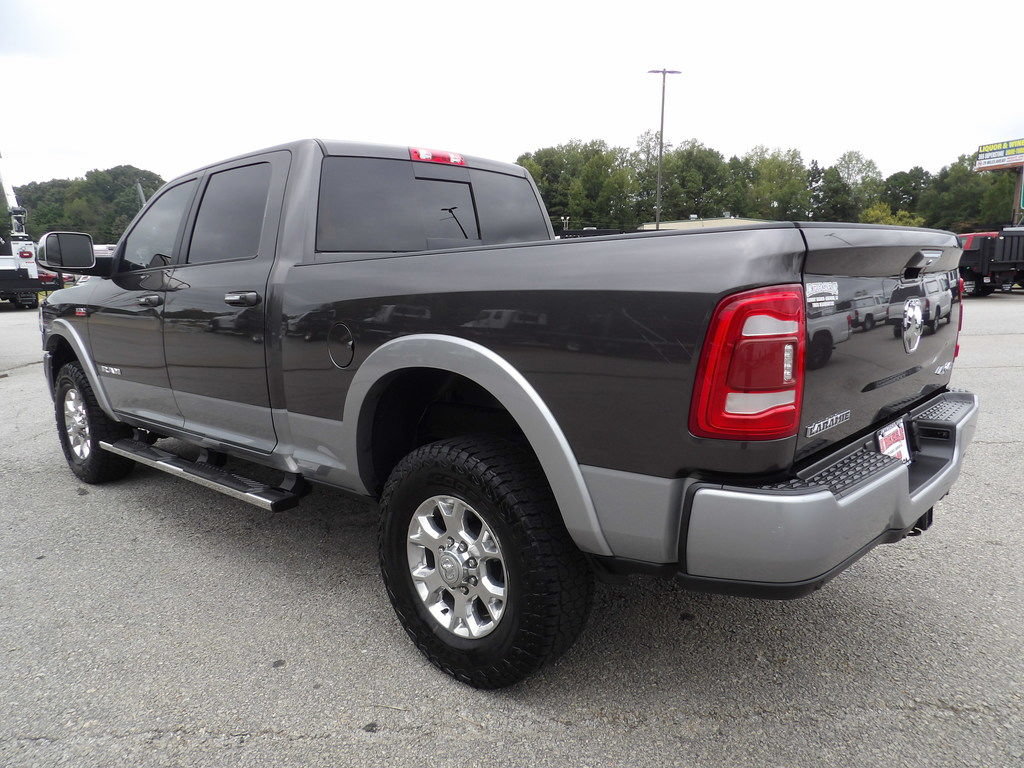 Used 2022 RAM 2500 Laramie AWD/4WD image 4