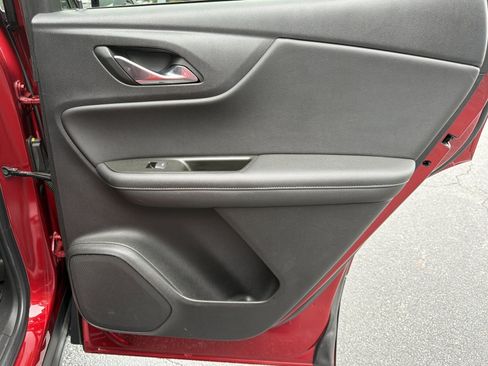Used 2021 Chevrolet Blazer LT w/ LPO, Black Accent Package FWD image 16