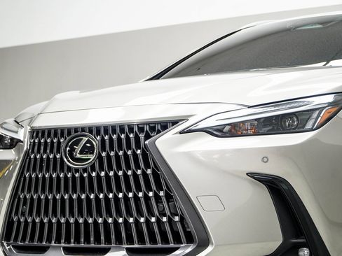 Used 2022 Lexus NX 350 AWD w/ Premium Package image 2