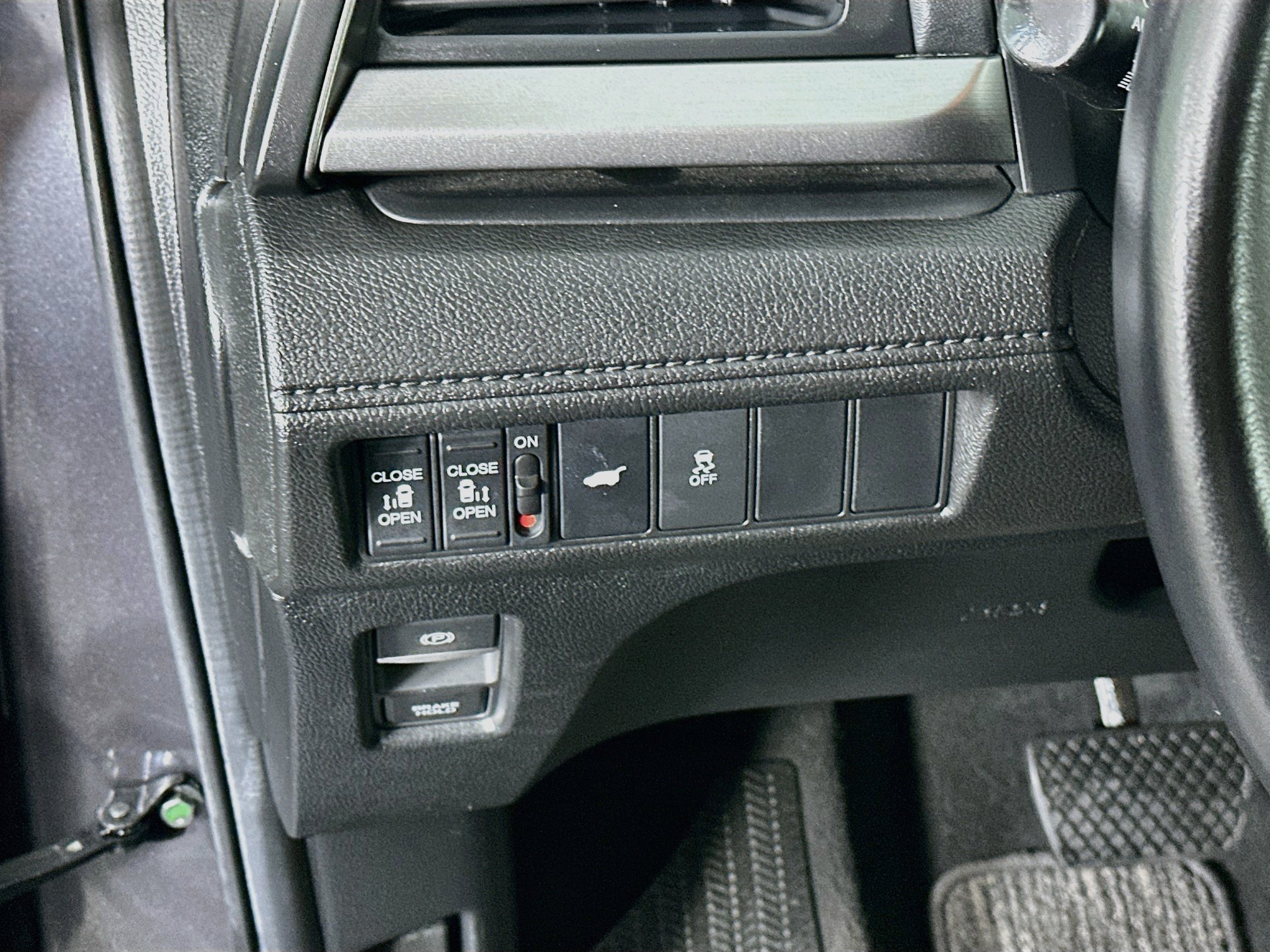 Used 2025 Honda Odyssey EX-L image 16