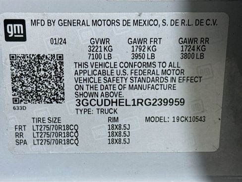 Used 2024 Chevrolet Silverado 1500 ZR2 w/ Technology Package image 33