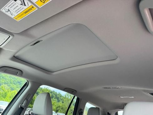 Used 2018 Honda Pilot EX-L image 16