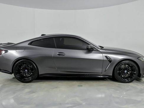 Used 2021 BMW M4 Competition w/ M Carbon Exterior Package RWD image 15
