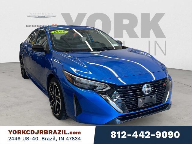 Used 2025 Nissan Sentra SR FWD image 7