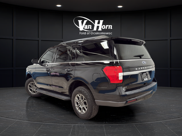 Used 2024 Ford Expedition XLT AWD/4WD image 5