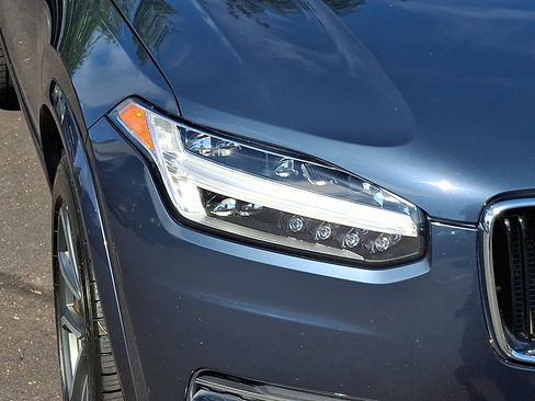 Used 2019 Volvo XC90 T6 Momentum w/ Protection Package Premier AWD/4WD image 9