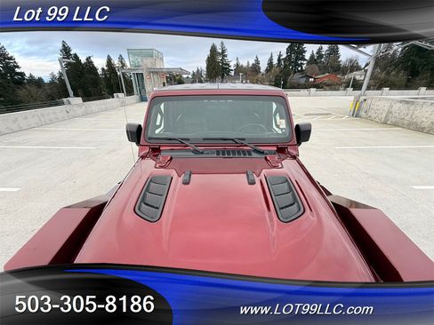 Used 2021 Jeep Gladiator Rubicon w/ Trailer Tow Package AWD/4WD image 74