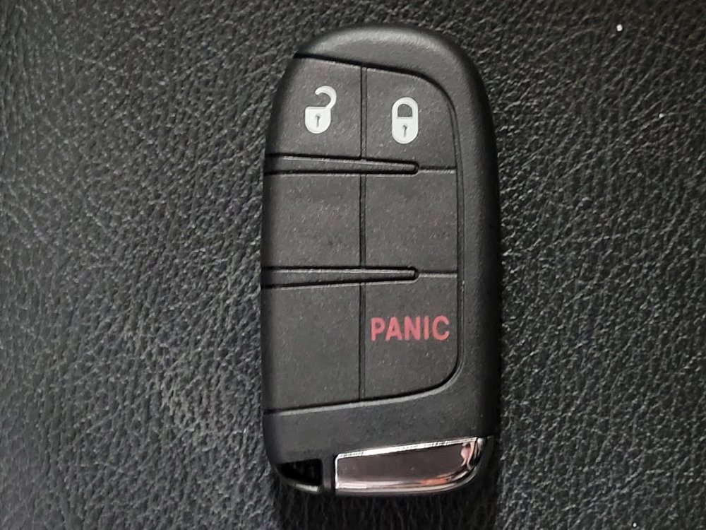 Used 2018 Jeep Compass Latitude w/ Popular Equipment Group AWD/4WD image 32