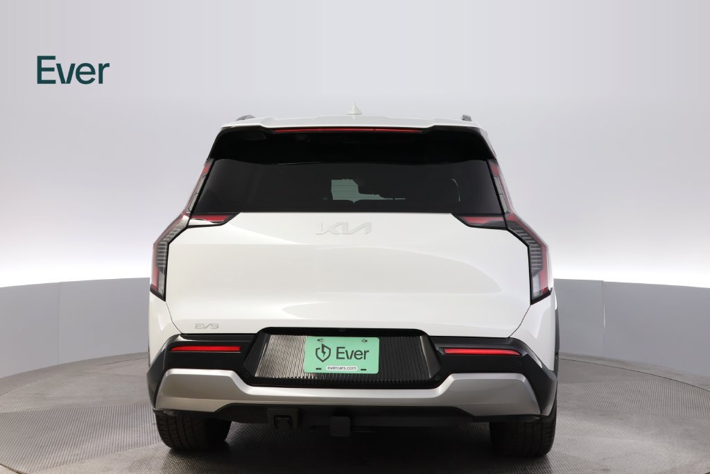 Used 2024 Kia EV9 Land AWD/4WD image 15