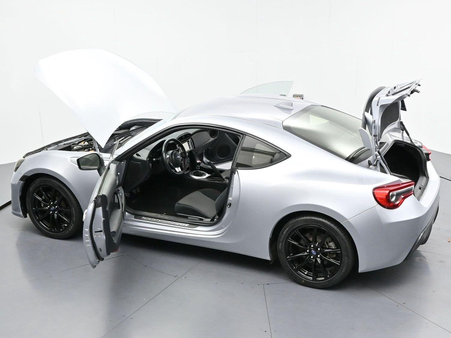 Used 2018 Subaru BRZ Premium RWD image 32