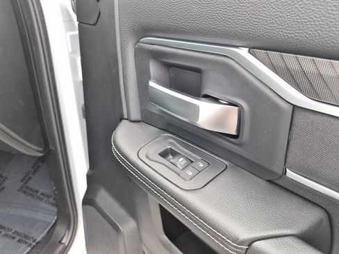 New 2026 RAM 3500 Big Horn AWD/4WD image 30