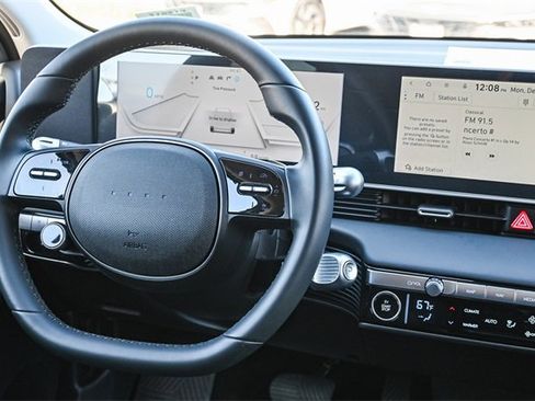 Certified 2024 Hyundai Ioniq 5 SE image 19