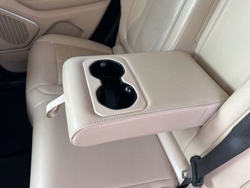 Used 2022 Jeep Grand Cherokee Limited image 36