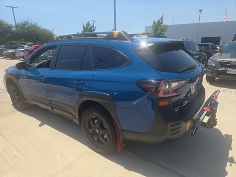 Certified 2025 Subaru Outback Wilderness AWD/4WD image 4