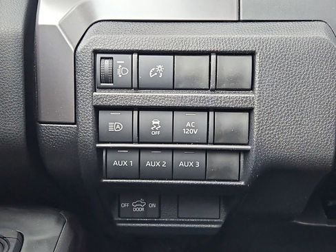 New 2026 Toyota Tacoma 4x4 Double Cab image 11