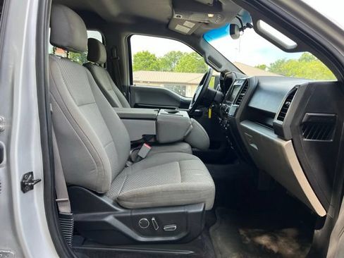 Used 2016 Ford F150 XLT w/ Equipment Group 302A Luxury AWD/4WD image 23