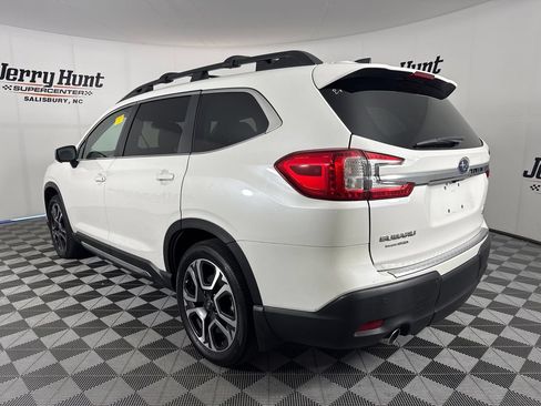 Used 2023 Subaru Ascent Limited w/ Technology Package AWD/4WD image 8