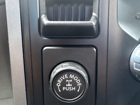 Used 2023 Ford F150 XLT w/ Equipment Group 302A High RWD image 30