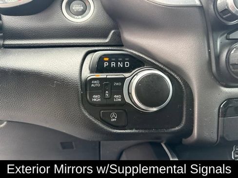 Used 2022 RAM 1500 Big Horn AWD/4WD image 29