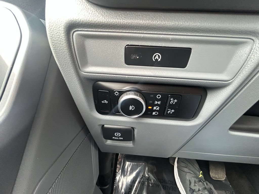 Used 2025 Ford F150 XLT w/ Equipment Group 301A Standard AWD/4WD image 20
