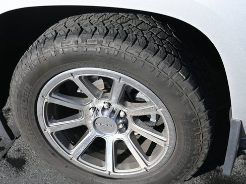 Used 2015 Chevrolet Suburban LTZ w/ Max Trailering Package image 5