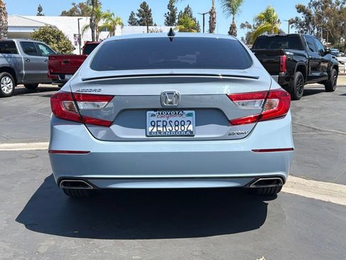 Used 2022 Honda Accord Sport image 9