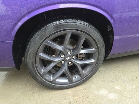 Used 2023 Dodge Challenger SXT w/ Plus Package image 9