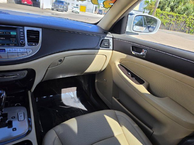 Used 2011 Hyundai Genesis 3.8 w/ Premium Navigation Pkg 3 RWD image 10