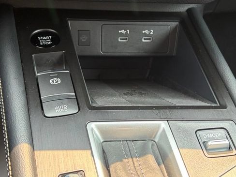 Certified 2025 Nissan Kicks SV AWD/4WD image 22