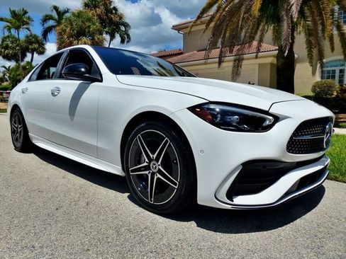 Used 2024 Mercedes-Benz C 300 Sedan image 7