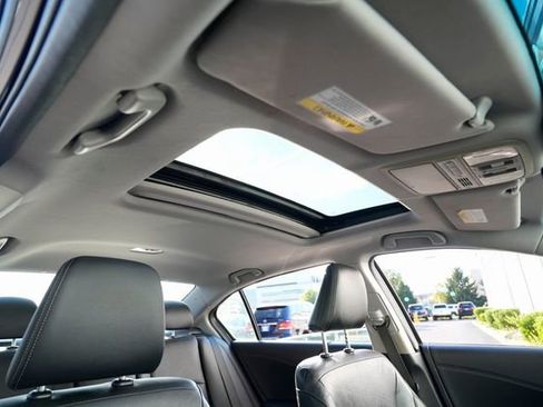 Used 2015 Honda Accord Touring image 25