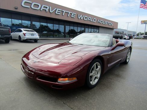 Used 2003 Chevrolet Corvette Convertible w/ Preferred Equipment Group1 RWD image 1
