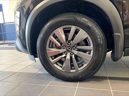 Certified 2024 Nissan Pathfinder S AWD/4WD image 7
