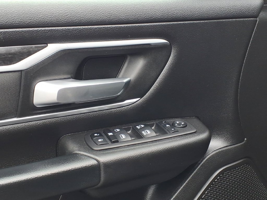 Certified 2023 RAM 1500 Big Horn AWD/4WD image 4