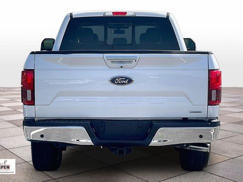Used 2018 Ford F150 Lariat w/ Equipment Group 502A Luxury AWD/4WD image 4