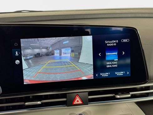 New 2025 Hyundai Elantra Limited w/ Cargo Package image 17