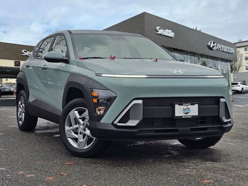 New 2026 Hyundai Kona SE image 1
