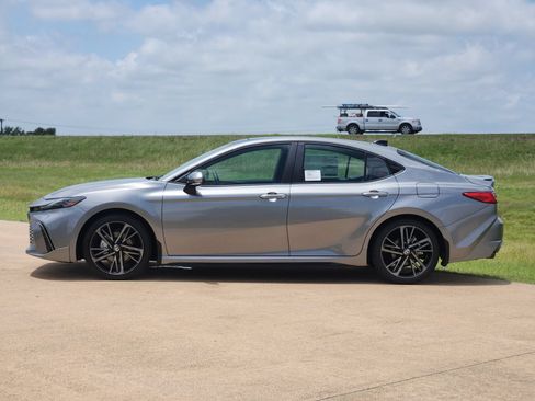 New 2026 Toyota Camry XSE FWD image 8